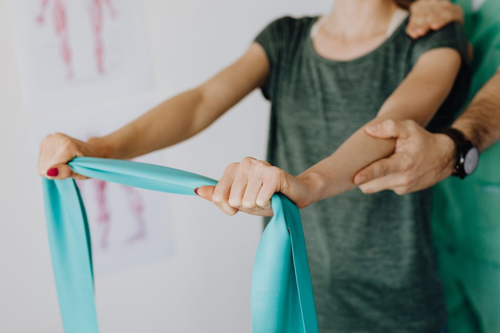 Handtherapie, die stärkt